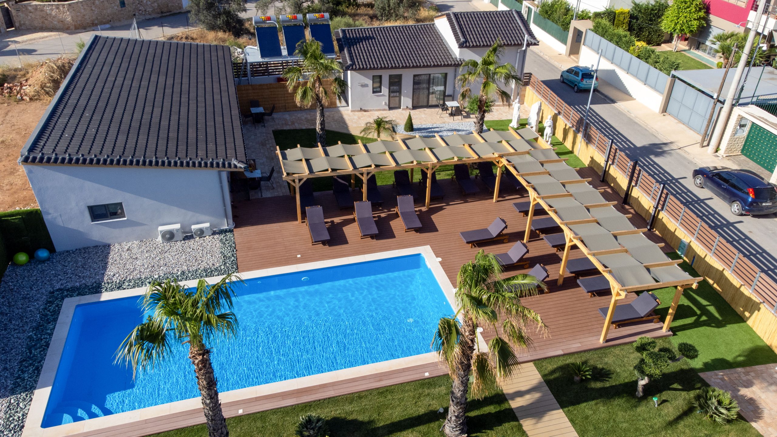 Paradise Artemida - Luxury Villa Apartments